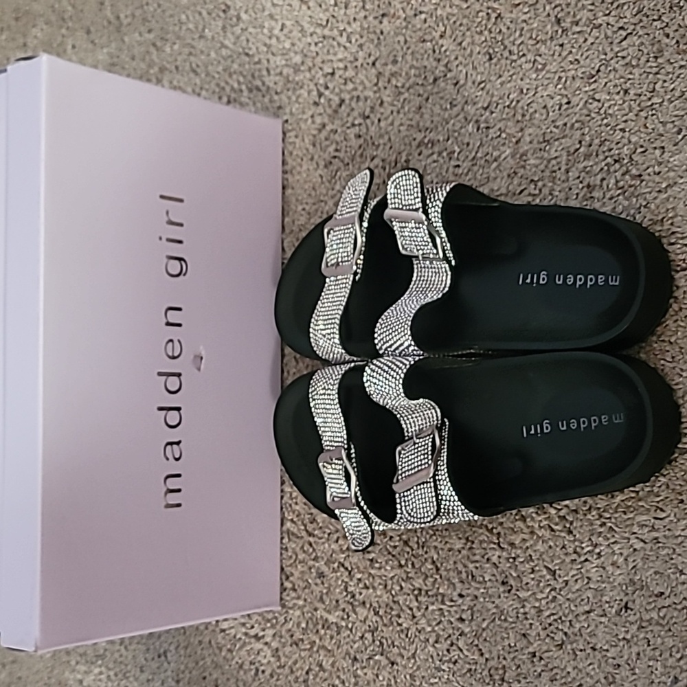 Madden girl slip on sandals